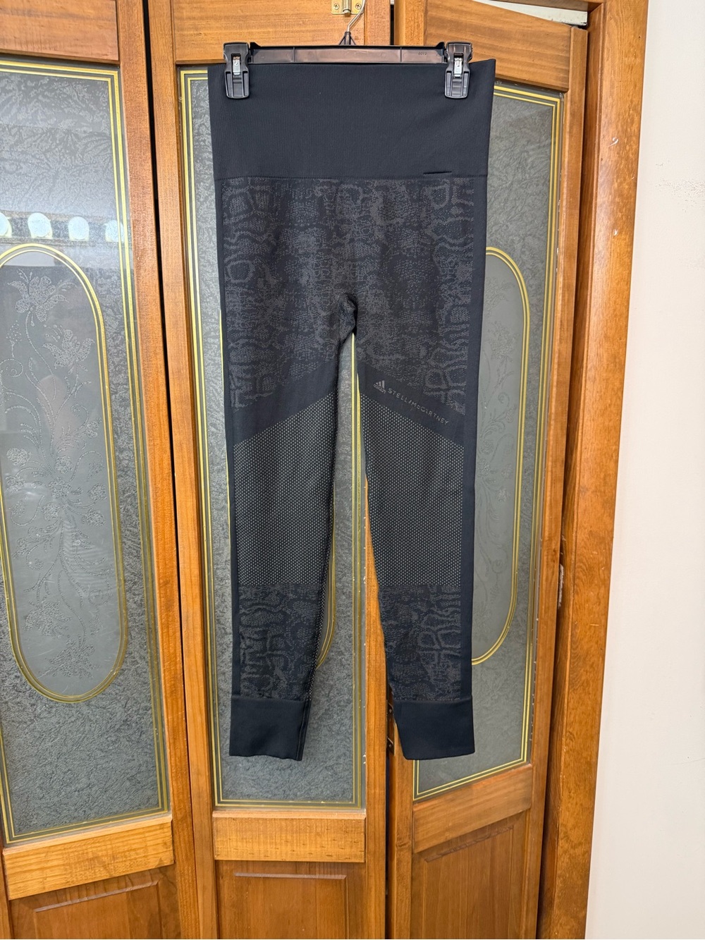 STELLA MCCARTNEY FOR ADDIDAS  Black Performance Leggings, LIKE NEW